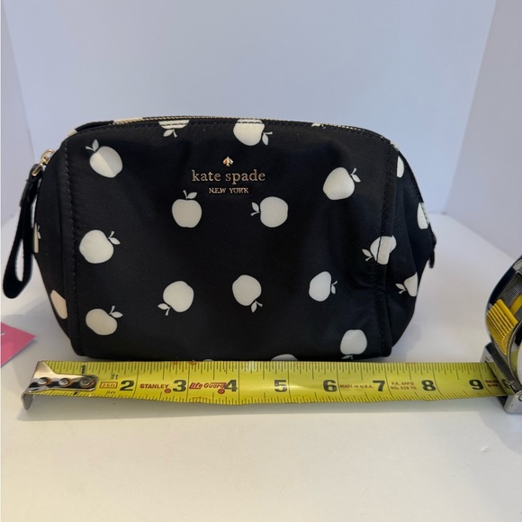 Kate Spade little better orchard chelsea Black and White Cosmetic Bag clutch NEW - Picture 6 of 8